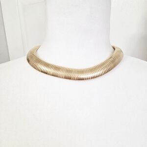 Elegant Gold Choker Necklace